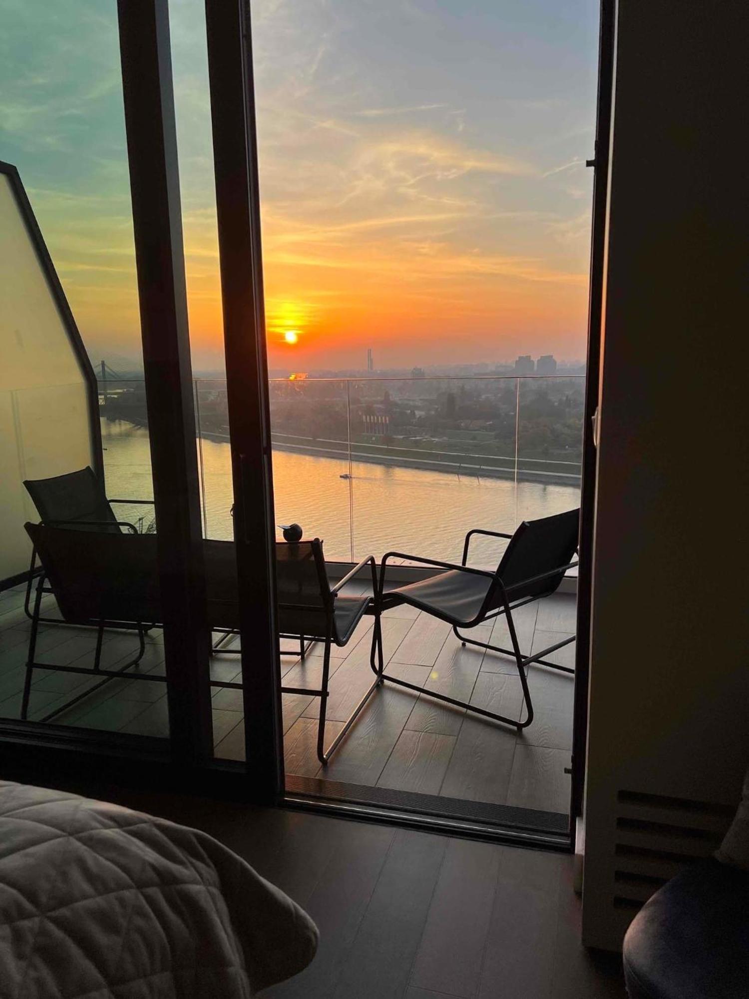 BW Terrace Top Floor Apartments With River View & Self Check-In Belgrade Exterior photo